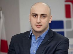 ნიკა მელია 