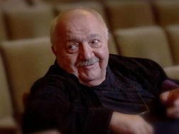 რობერტ სტურუა