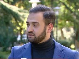 დემოკრატიული ცვლილებების ცენტრის ხელმძღვანელი დავით ჩიხელიძე