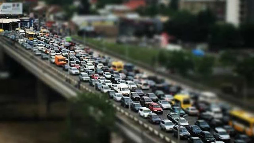 საცობი თბილისში