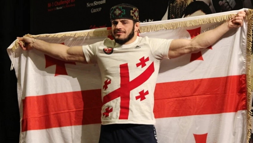 MMA-ს ქართველი მებრძოლი რაულ თუთარაული MMA-ს ქართველი მებრძოლი რაულ თუთარაული