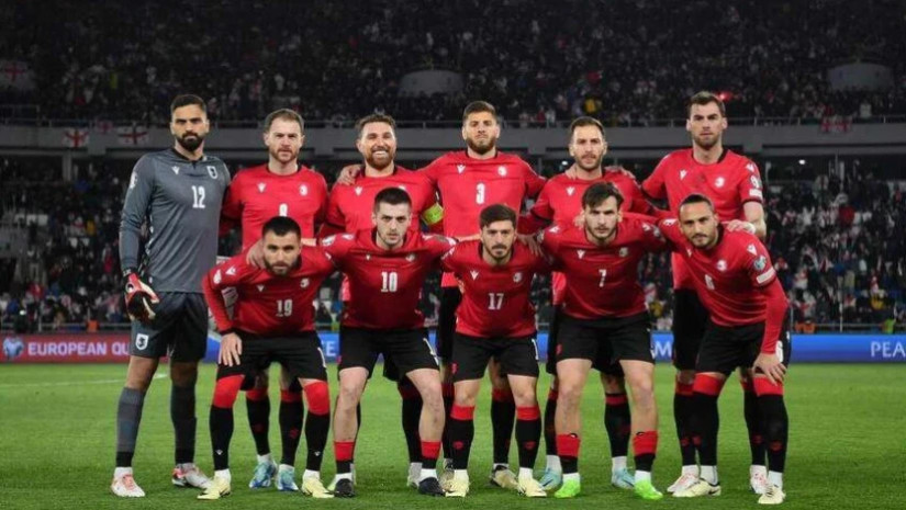 ფეხბურთელები ფეხბურთელები