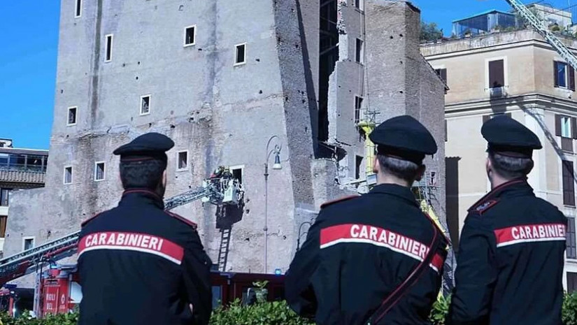  შუა საუკუნეების კოშკი