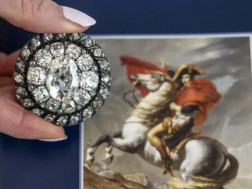 ნაპოლეონის ბრილიანტის გულსაბნევი 