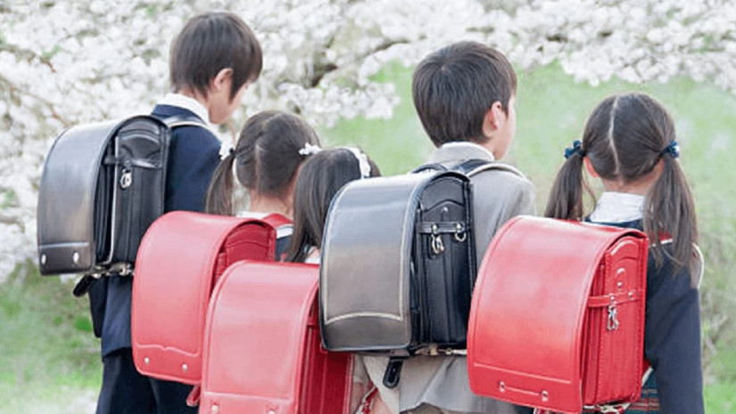 ვისაც ანიმეები და იაპონური ფილმები გიყვართ, ალბათ, შეგიმჩნევიათ ეს ზურგჩანთა.