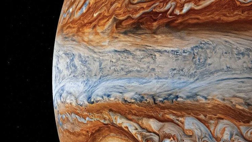  იუპიტერი მიწის ნიშნებში