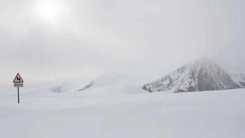  მოძრაობა აკრძალულია