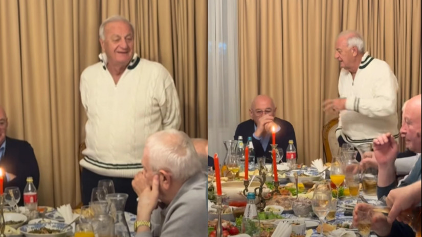 გივი სიხარულიძ