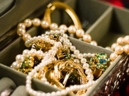 მემკვიდრეობით გადაცემულ სამკაულებზე