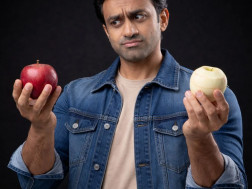 არუნ ხათრი.