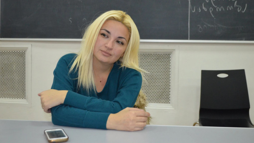 ნონა ხიდეშელი