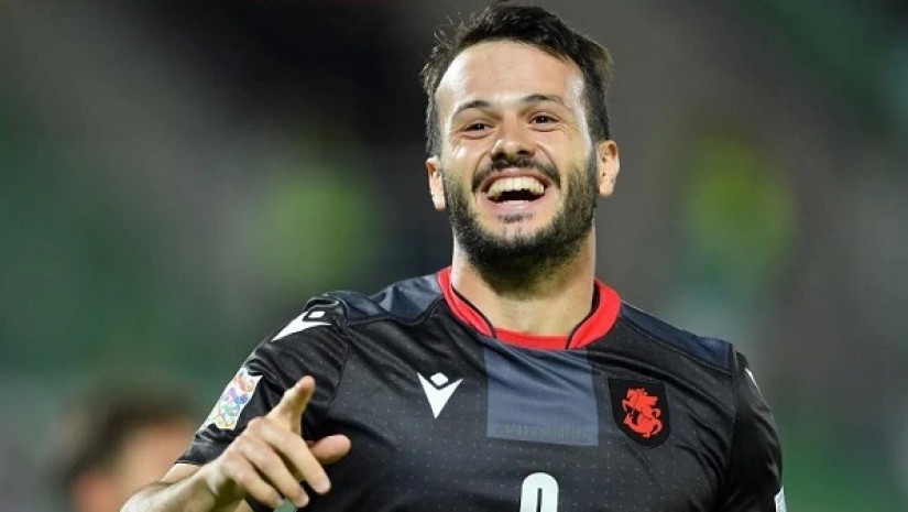 ჩინეთის სუპერლიგის მეოთხე ტურში „შანდონ ტაიშანი“, სადაც ვაკო ყაზაიშვილი თამაშობს, „დალიან ინგბოსთან“ ანგარიშით 1:2 დამარცხდა, თუმცა, ქართველმა ფეხბურთელმა სეზონში პირველი გოლი გაიტანა.