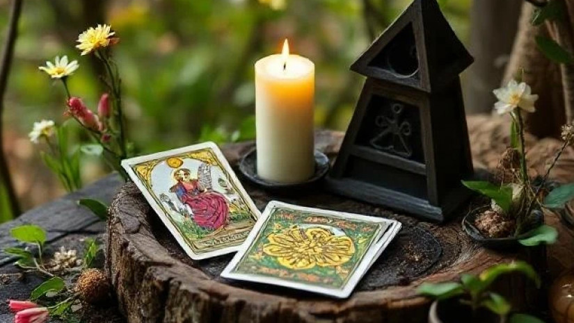 ტაროლოგიური