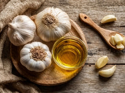 ნიორი და თაფლი