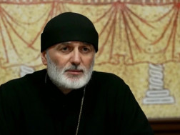 დეკანოზი ანდრია ჯაღმაიძე